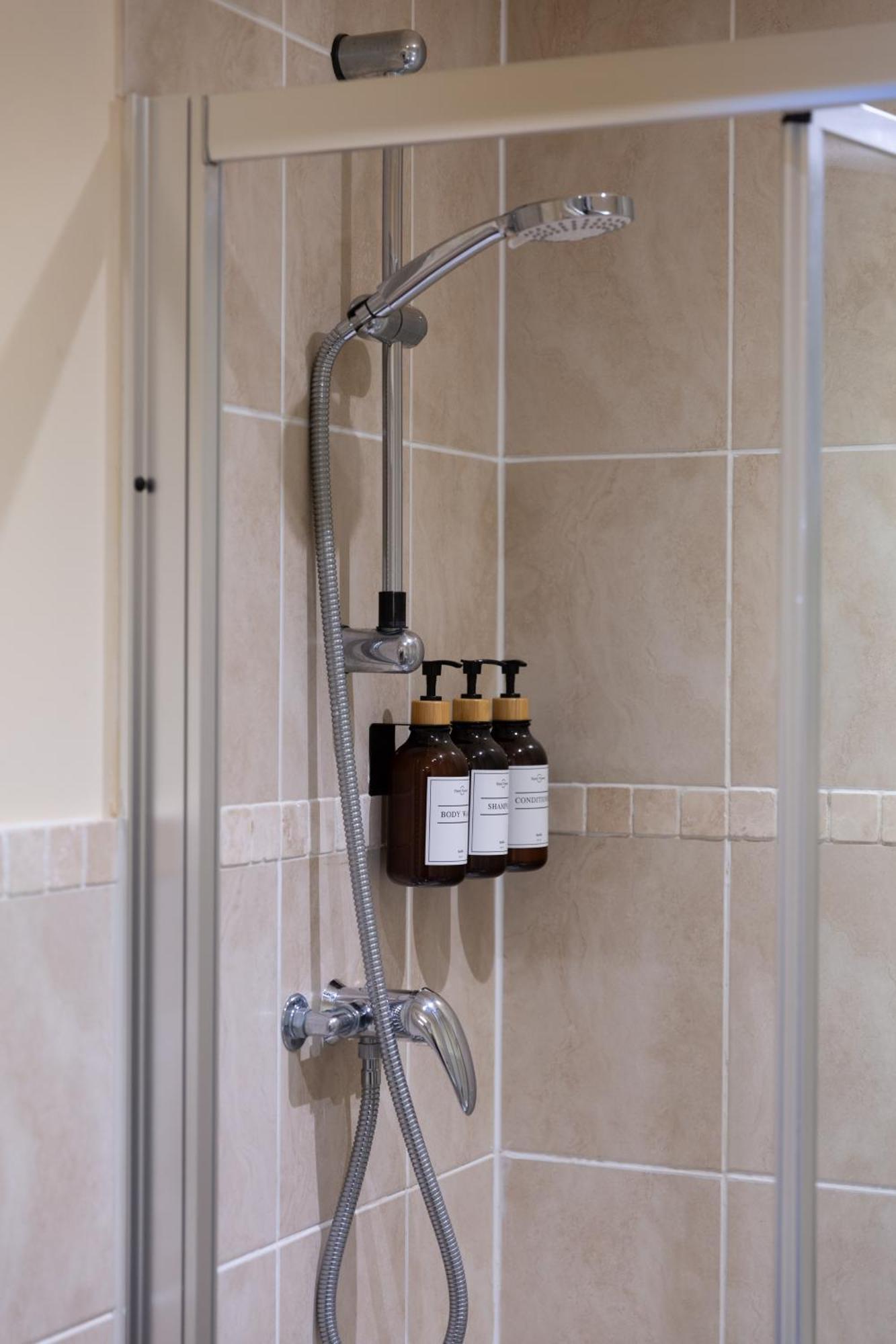 Bootham Court Grade II Duplex Apartment With Free Parking & Wi-Fi - Sleeps 2-6 People York Esterno foto