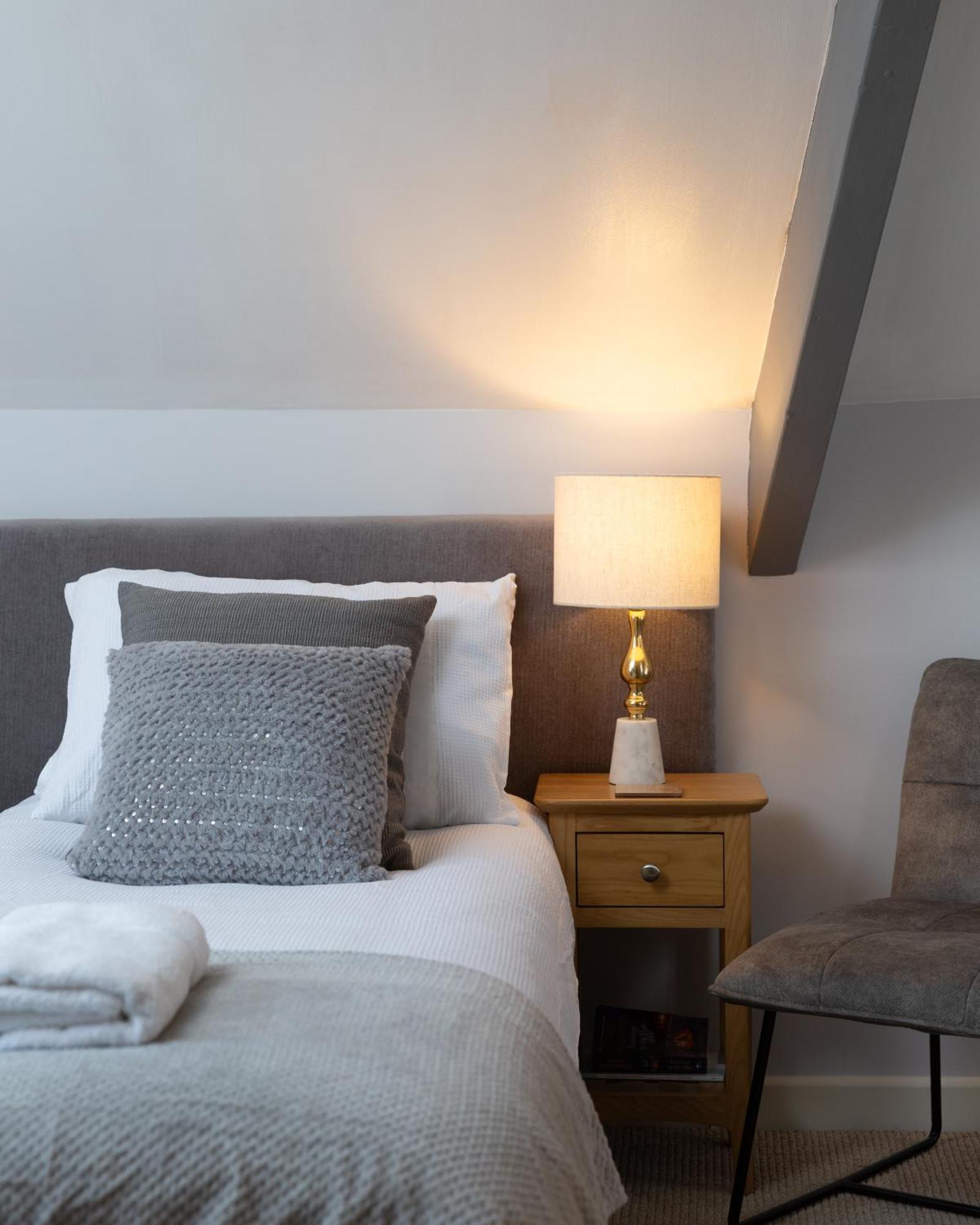 Bootham Court Grade II Duplex Apartment With Free Parking & Wi-Fi - Sleeps 2-6 People York Esterno foto